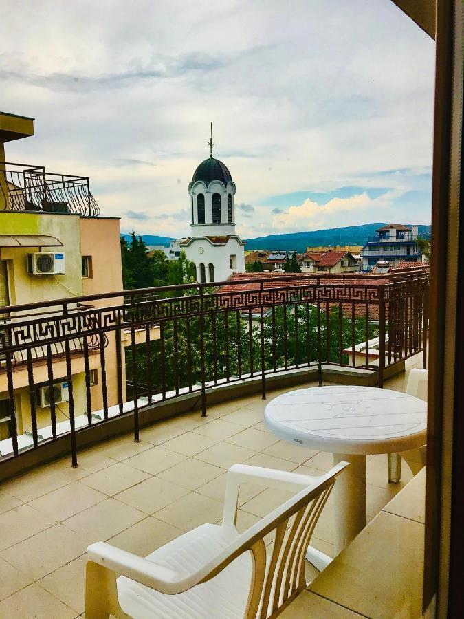Family Hotel Friends Primorsko Exterior photo